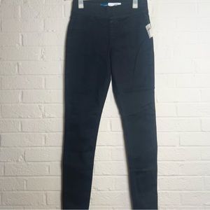 NWT Old Navy Black Jeggings size 2